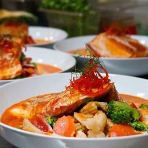 Choo Chee Pla Salmon.