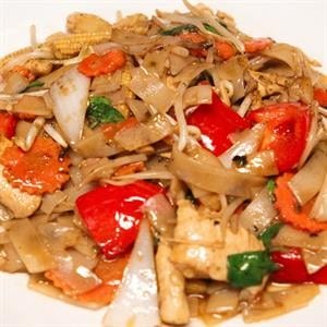 Pad Khee Mao.
